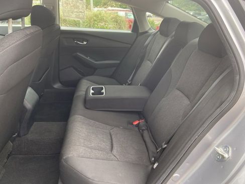 Used 2023 Honda Accord LX image 33