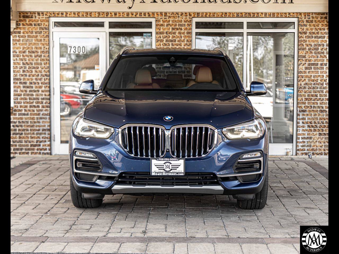 Used 2021 BMW X5 xDrive40i w/ Convenience Package AWD/4WD image 2