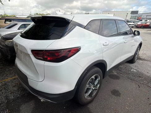 Used 2024 Chevrolet Blazer LT FWD image 4