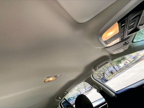 Used 2023 Subaru Impreza 2.0i image 22