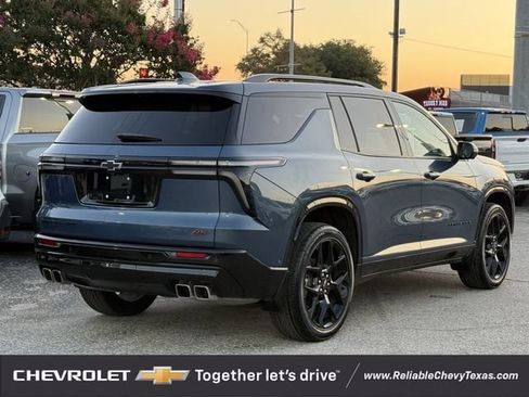 Used 2026 Chevrolet Traverse RS w/ LPO, Floor Liner Package AWD/4WD image 6