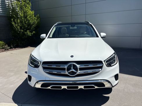 Used 2020 Mercedes-Benz GLC 300 4MATIC image 2