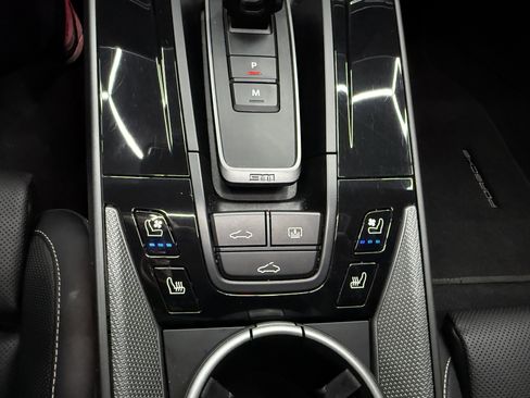 Used 2025 Porsche 911 Carrera image 28