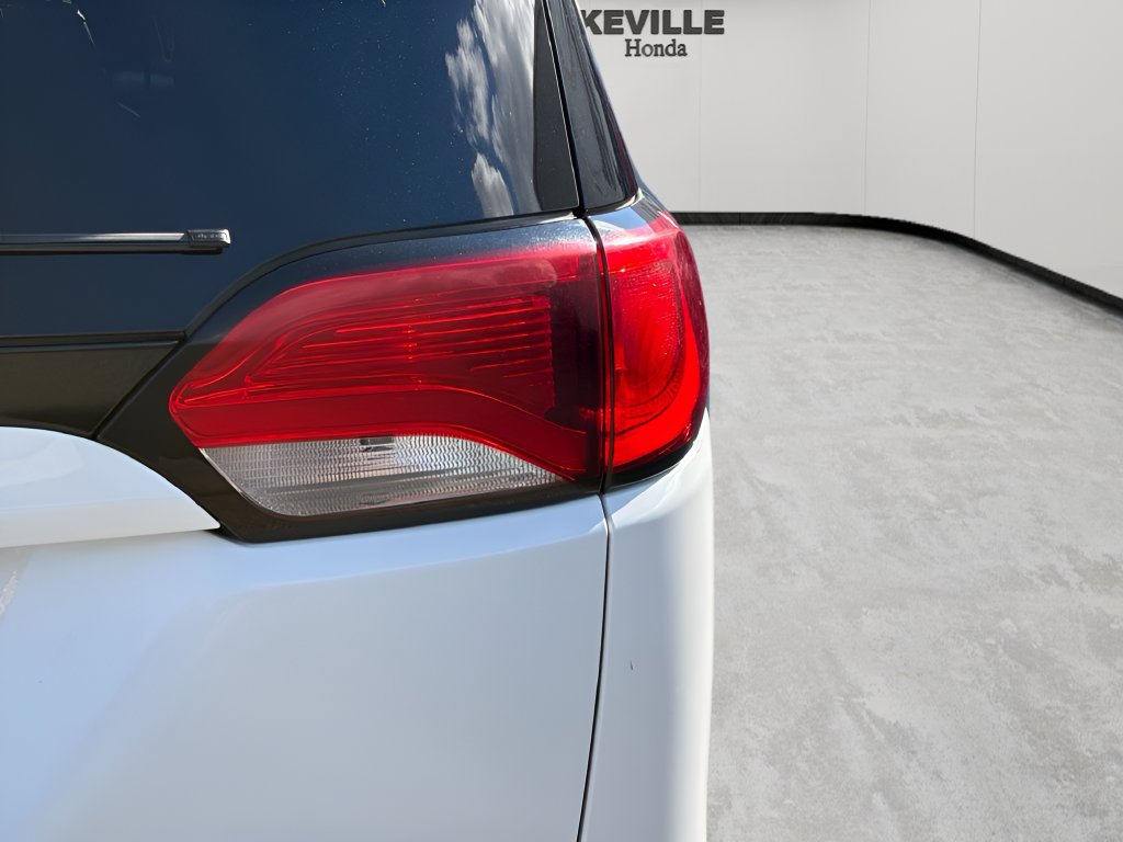 Used 2019 Chrysler Pacifica Touring-L Plus w/ S Appearance Package FWD image 7
