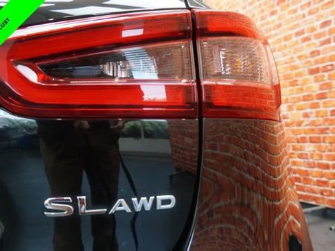 Used 2020 Nissan Rogue Sport SL w/ Premium Package image 82