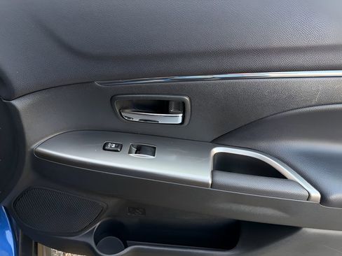 Used 2024 Mitsubishi Outlander Sport SE image 27