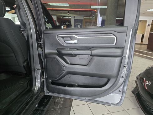 Used 2020 RAM 1500 Big Horn AWD/4WD image 18