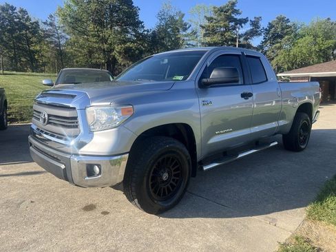 Used 2014 Toyota Tundra SR5 w/ SR5 Upgrade Package image 1
