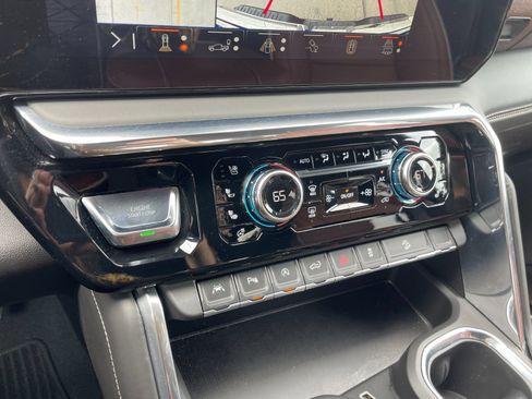 Used 2025 GMC Sierra 1500 Denali Ultimate AWD/4WD image 23