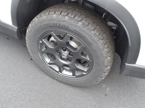 New 2025 Honda Pilot TrailSport image 10