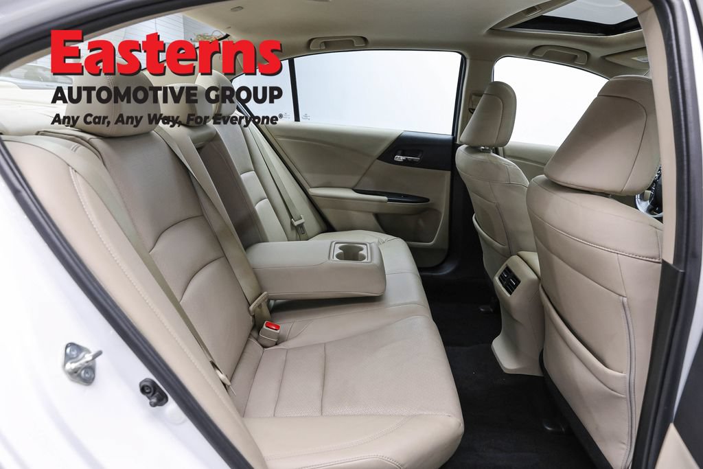 Used 2017 Honda Accord EX-L image 25