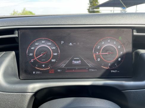 Used 2022 Hyundai Santa Cruz SEL Premium AWD/4WD image 24