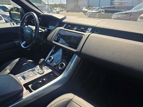 Used 2018 Land Rover Range Rover Sport HSE AWD/4WD image 11