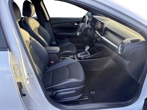 Certified 2023 Kia Forte GT-Line w/ GT-Line Technology Package image 11