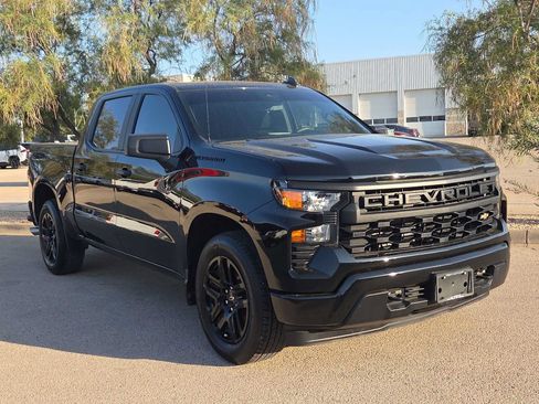 Used 2024 Chevrolet Silverado 1500 Custom w/ LPO, Dark Essentials Package RWD image 2