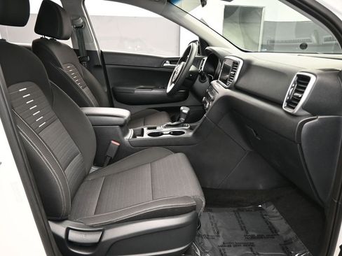 Used 2022 Kia Sportage LX w/ LX FWD Value Edition Package image 42