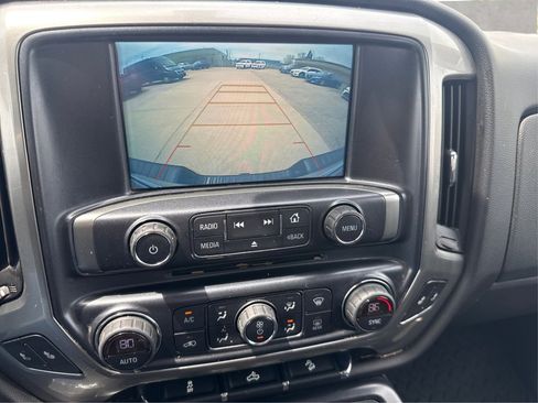 Used 2018 Chevrolet Silverado 1500 LT w/ LPO, Black Pack AWD/4WD image 30