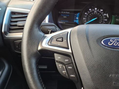 Used 2015 Ford Edge Titanium w/ Equipment Group 301A AWD/4WD image 19