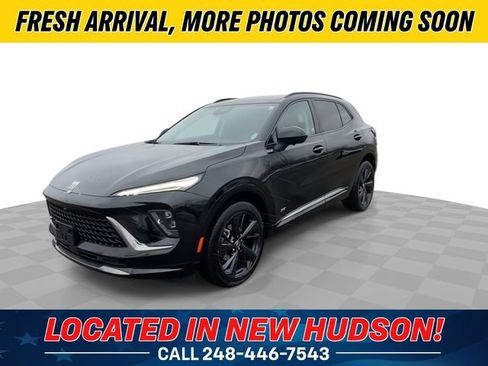 Used 2024 Buick Envision Sport Touring image 6