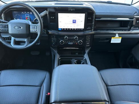 New 2026 Ford F250 Lariat w/ Black Appearance Package AWD/4WD image 12