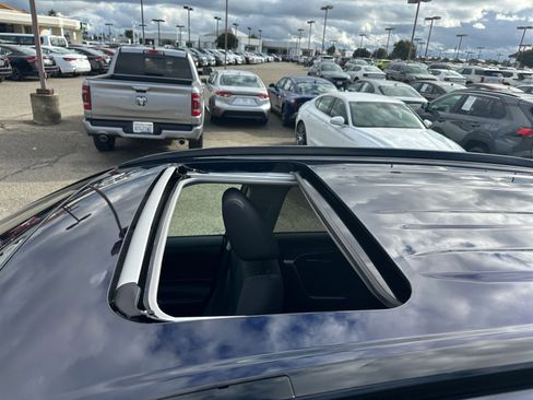 Used 2025 Toyota RAV4 XLE image 30