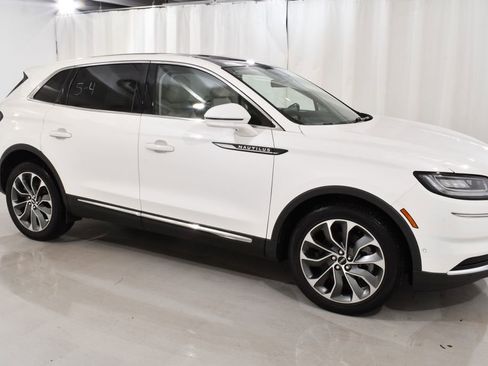 Used 2022 Lincoln Nautilus Reserve w/ Equipment Group 201A AWD/4WD image 5