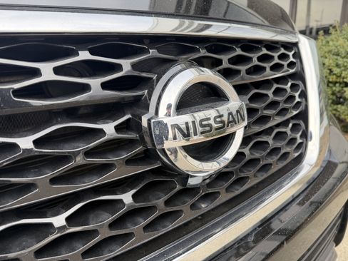 Used 2020 Nissan Armada SL w/ Premium Package image 21