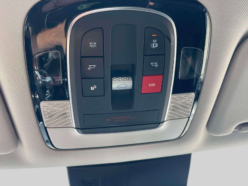 Certified 2025 Hyundai Palisade SEL AWD/4WD image 31
