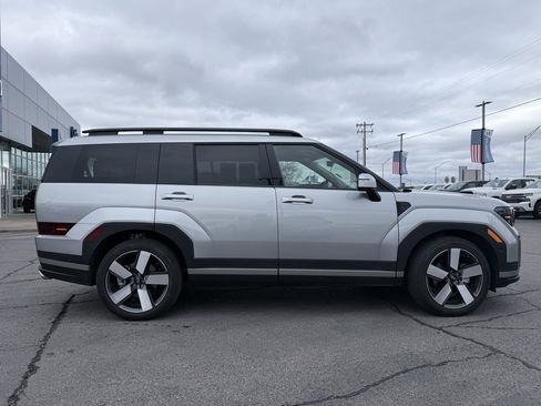 Used 2024 Hyundai Santa Fe Limited image 9