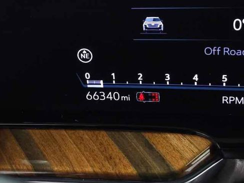 Used 2022 Cadillac Escalade Premium Luxury Platinum image 23