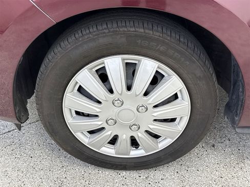 Used 2022 Mitsubishi Mirage ES image 46