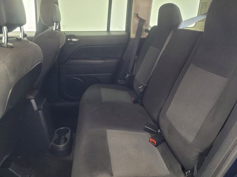 Used 2015 Jeep Patriot Sport w/ Power Value Group AWD/4WD image 18