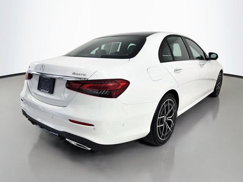 Used 2023 Mercedes-Benz E 350 4MATIC Sedan image 7