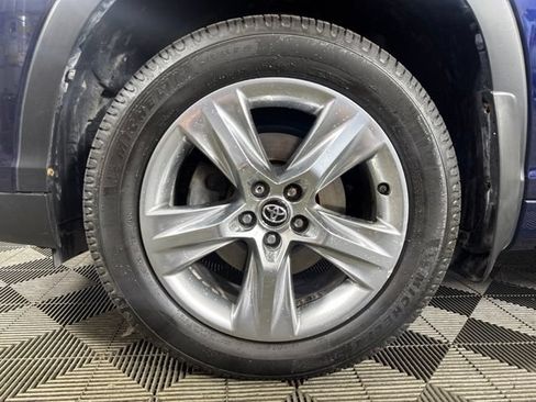 Used 2016 Toyota Highlander Limited w/ Protection Package #3 AWD/4WD image 10