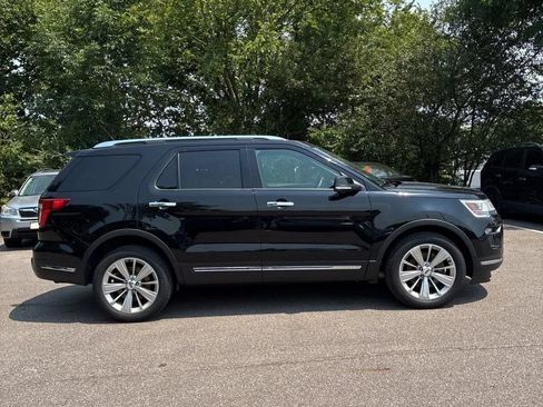 Used 2018 Ford Explorer Limited AWD/4WD image 10