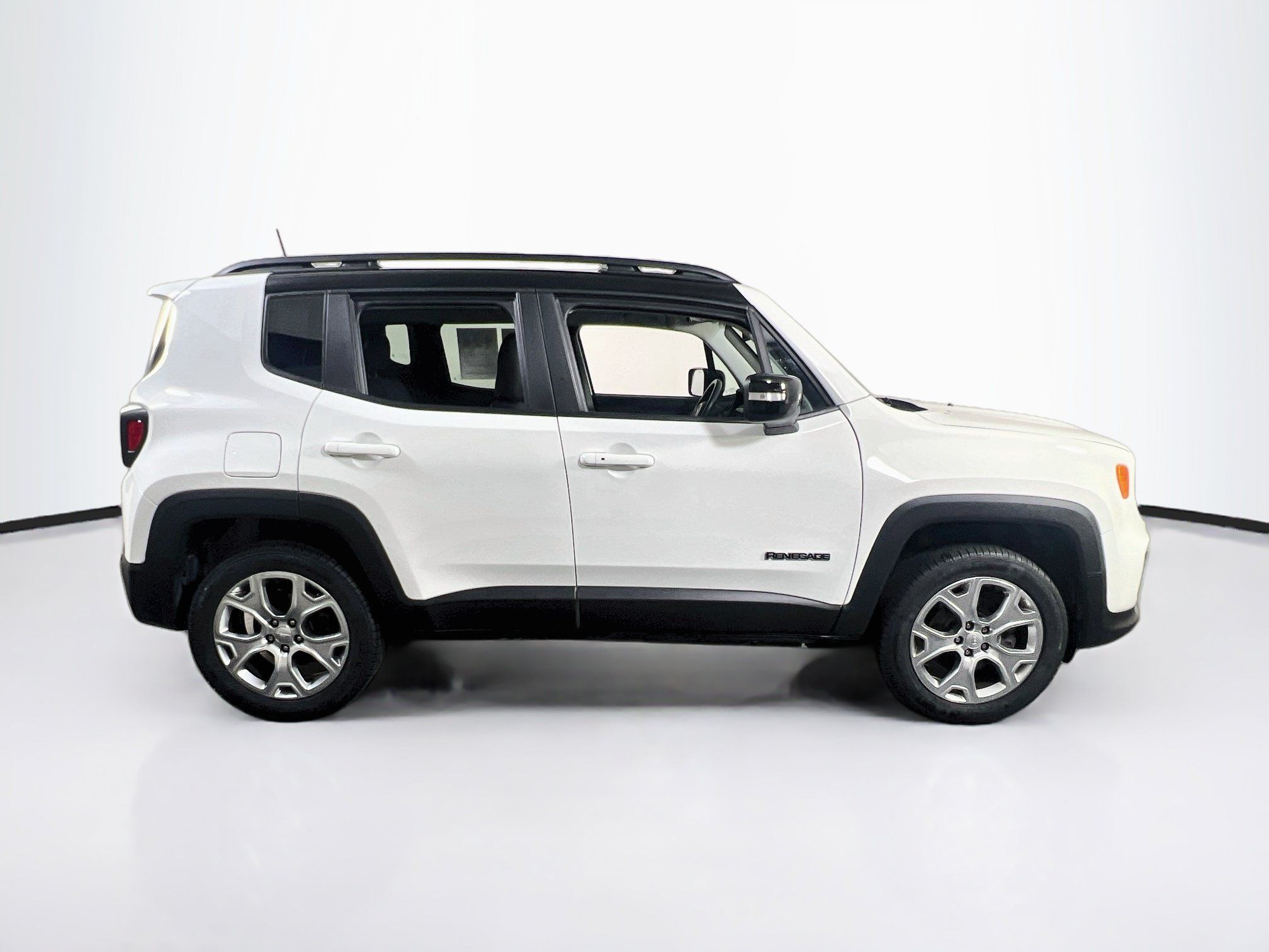 Used 2023 Jeep Renegade Limited AWD/4WD image 4