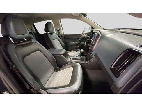 Used 2020 Chevrolet Colorado Z71 AWD/4WD image 17