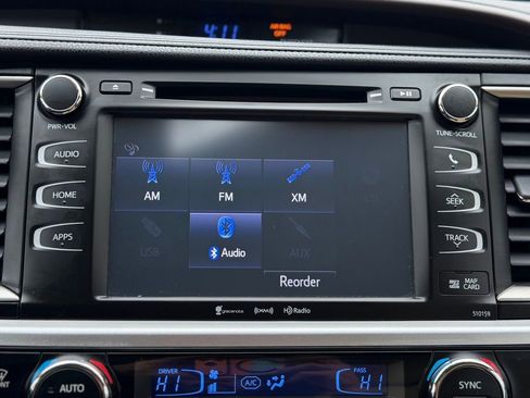 Used 2016 Toyota Highlander XLE image 38