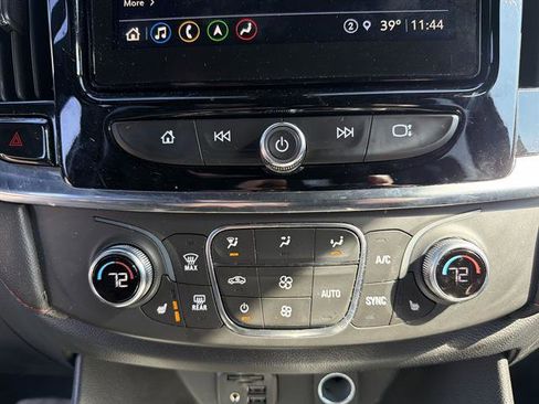 Certified 2023 Chevrolet Traverse RS image 16