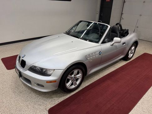Used 2001 BMW Z3 2.5i RWD image 3