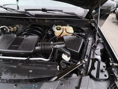 Used 2022 GMC Yukon SLT w/ SLT Premium Package image 48