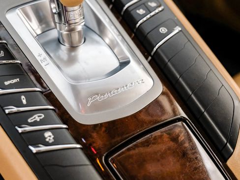 Used 2015 Porsche Panamera S w/ Premium Package Plus image 25