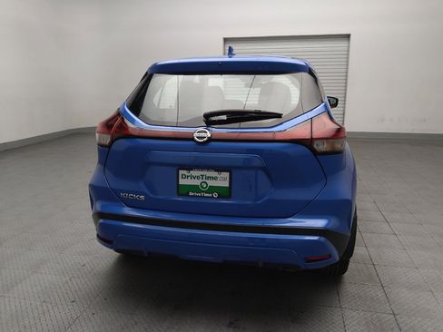 Used 2021 Nissan Kicks S FWD image 7