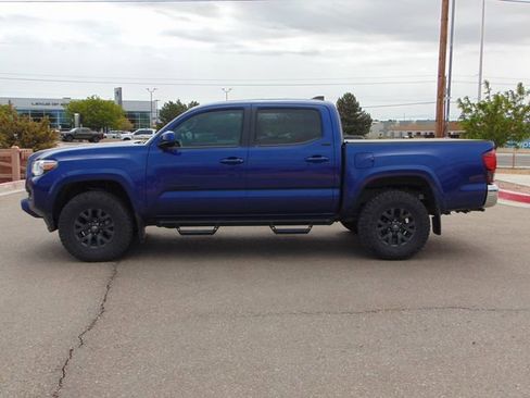 Used 2023 Toyota Tacoma SR5 RWD image 7