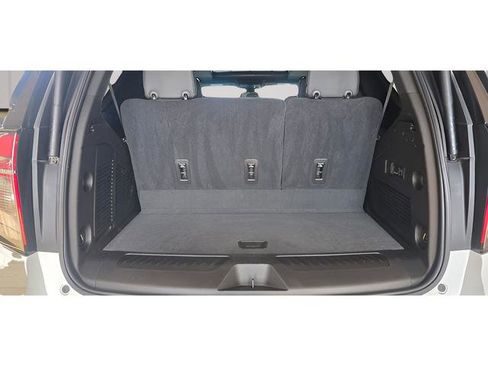 Used 2021 Chevrolet Tahoe LT w/ LT Signature Package image 6