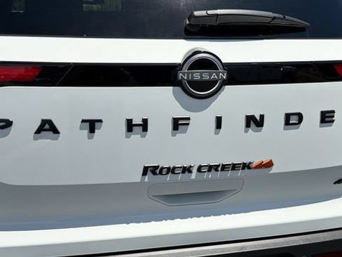 Used 2024 Nissan Pathfinder Rock Creek AWD/4WD image 12