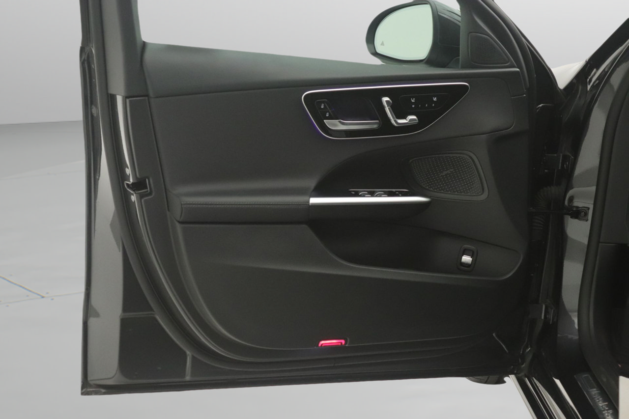 Certified 2024 Mercedes-Benz C 300 Sedan image 17