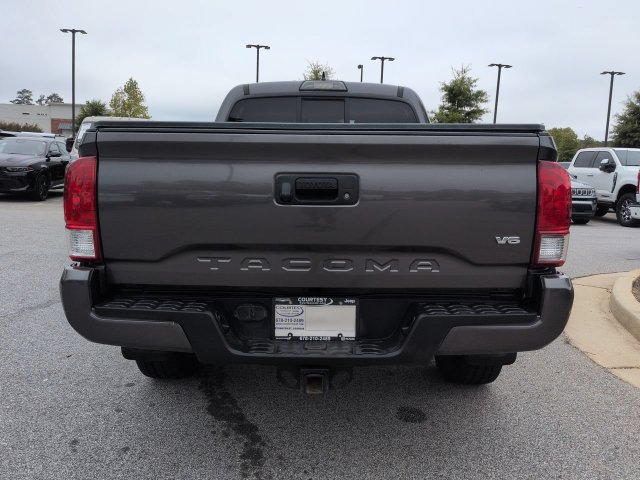 Used 2016 Toyota Tacoma TRD Sport w/ Towing Package AWD/4WD image 5