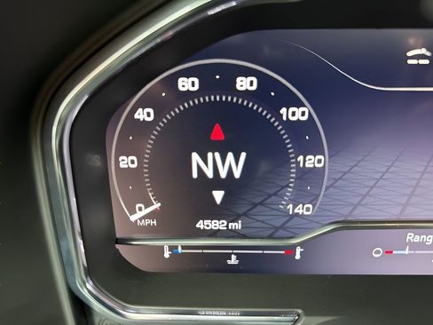 Used 2025 GMC Sierra 2500 Denali image 26