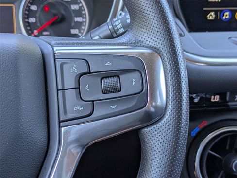 Used 2024 Chevrolet Blazer LT w/ Convenience Package FWD image 28